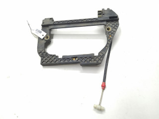 скелет ручки двери задней левой BMW 5 серия E39 1999, 51228236645, 8236645