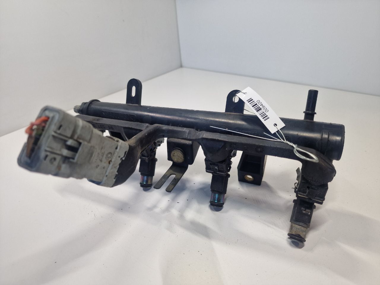 форсунка Peugeot 307 1 поколение 2003, 1.4 л., бензин, 01F002A, 16153 - фото №1