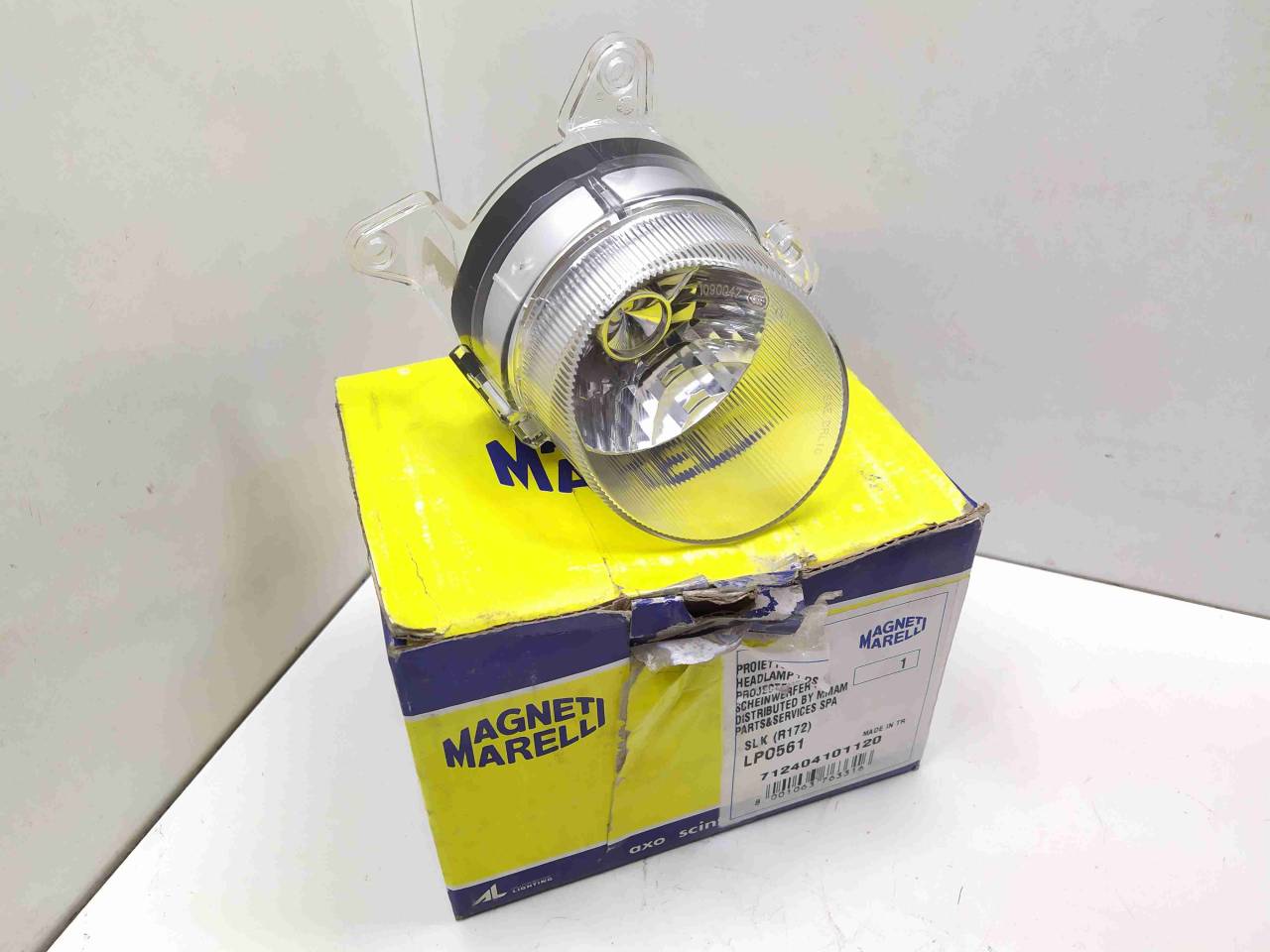 фара противотуманная правая Mercedes-Benz B-Класс W246 2014, LPO561, 712404101120, 40420509 - фото №1