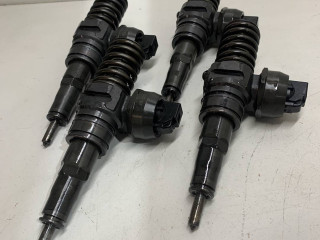 форсунка Volkswagen Transporter T5 2006, 1.9 л., дизель, 038130073AG, 0414720215