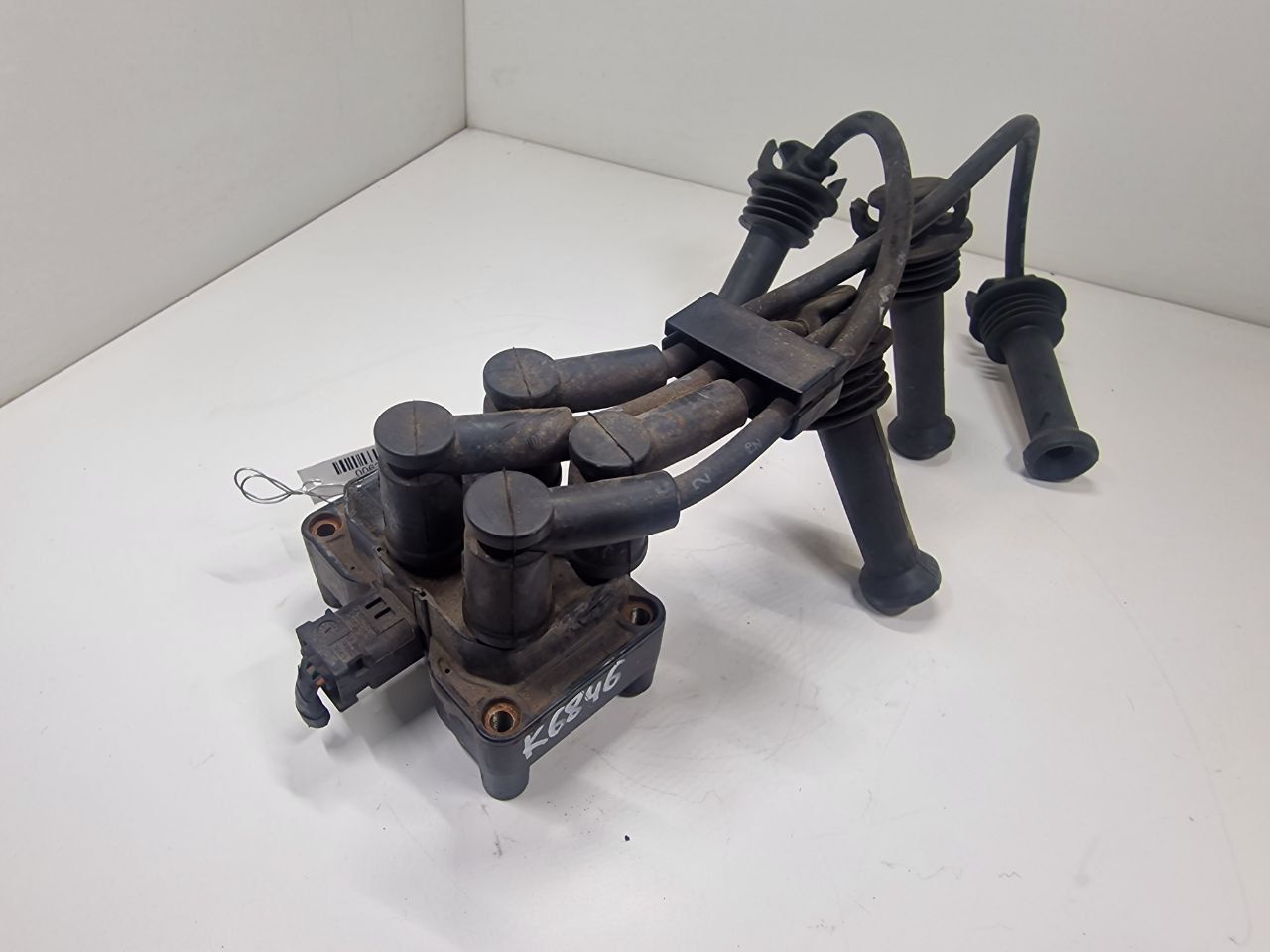 катушка зажигания Volvo C30 1 поколение 2009, 1.6 л., i, бензин, МКПП, передний привод, 0221503485, 4M5G12029ZB - фото №1