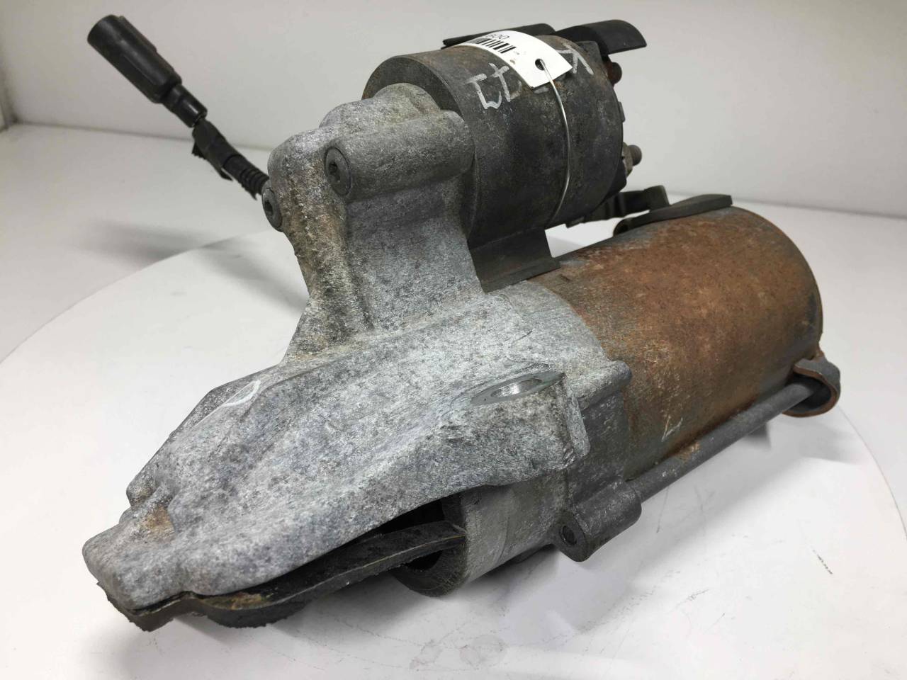 стартер Ford Focus 2 поколение 2008, 2.0 л., i, бензин, МКПП, передний привод, 3M5T11000AE - фото №1