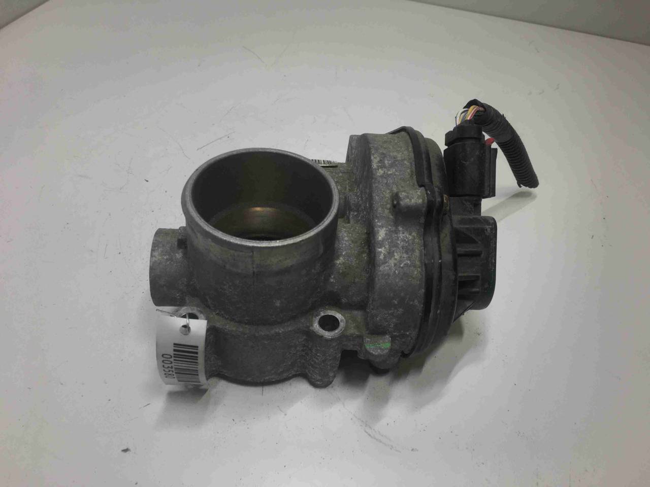 заслонка дроссельная Ford Focus 2 поколение 2006, 1.6 л., i, бензин, МКПП, передний привод, 2S6UFA, VP4F9U9E928BA - фото №1