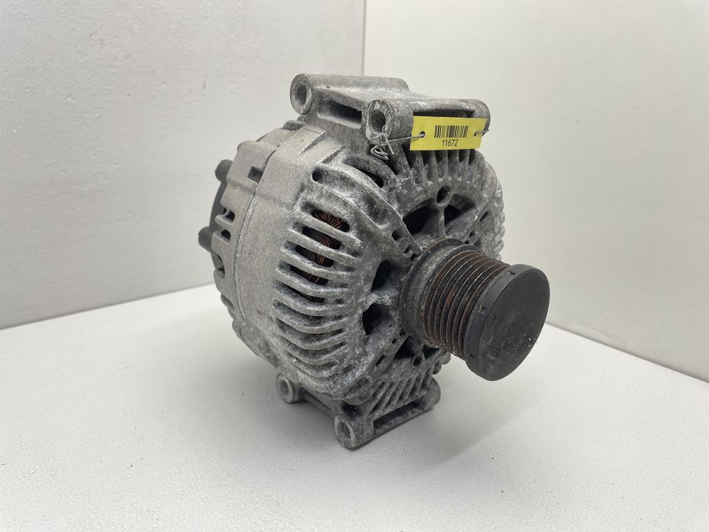 генератор Mercedes-Benz C-Класс W204/S204 2007, дизель, A6421540402, 6421540402, TG17C030 - фото №1