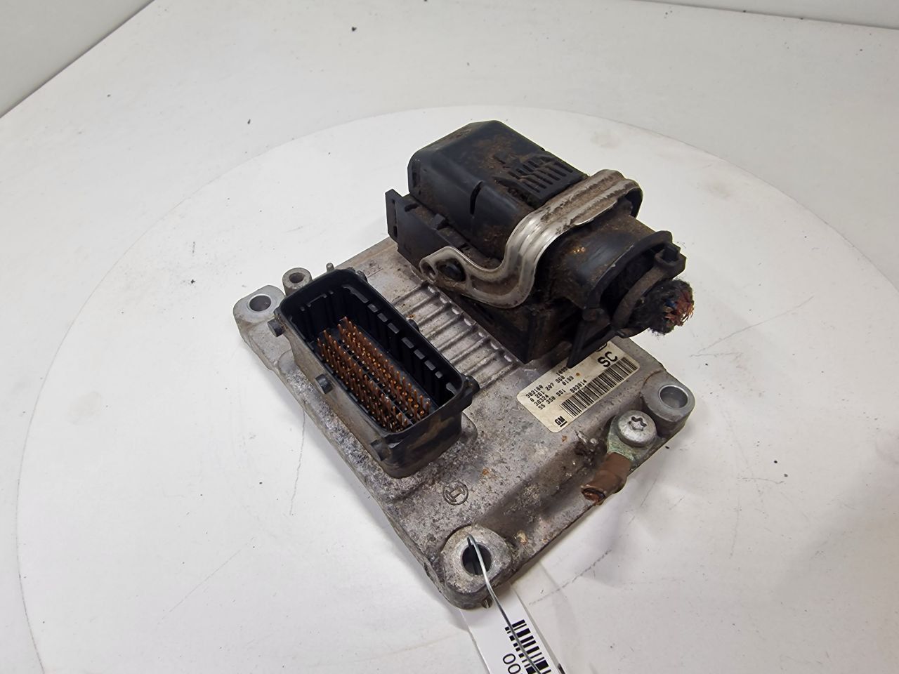 блок управления двигателем Opel Corsa C 2003, 1.0 л., бензин, 383160, 1039S01627, 0261207960, 55350551 - фото №1