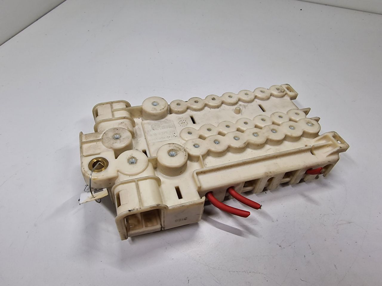 блок предохранителей BMW 5 серия E39 1997, 2.0 л., i, бензин, МКПП, седан, задний привод, 8370640, 61138370640 - фото №1