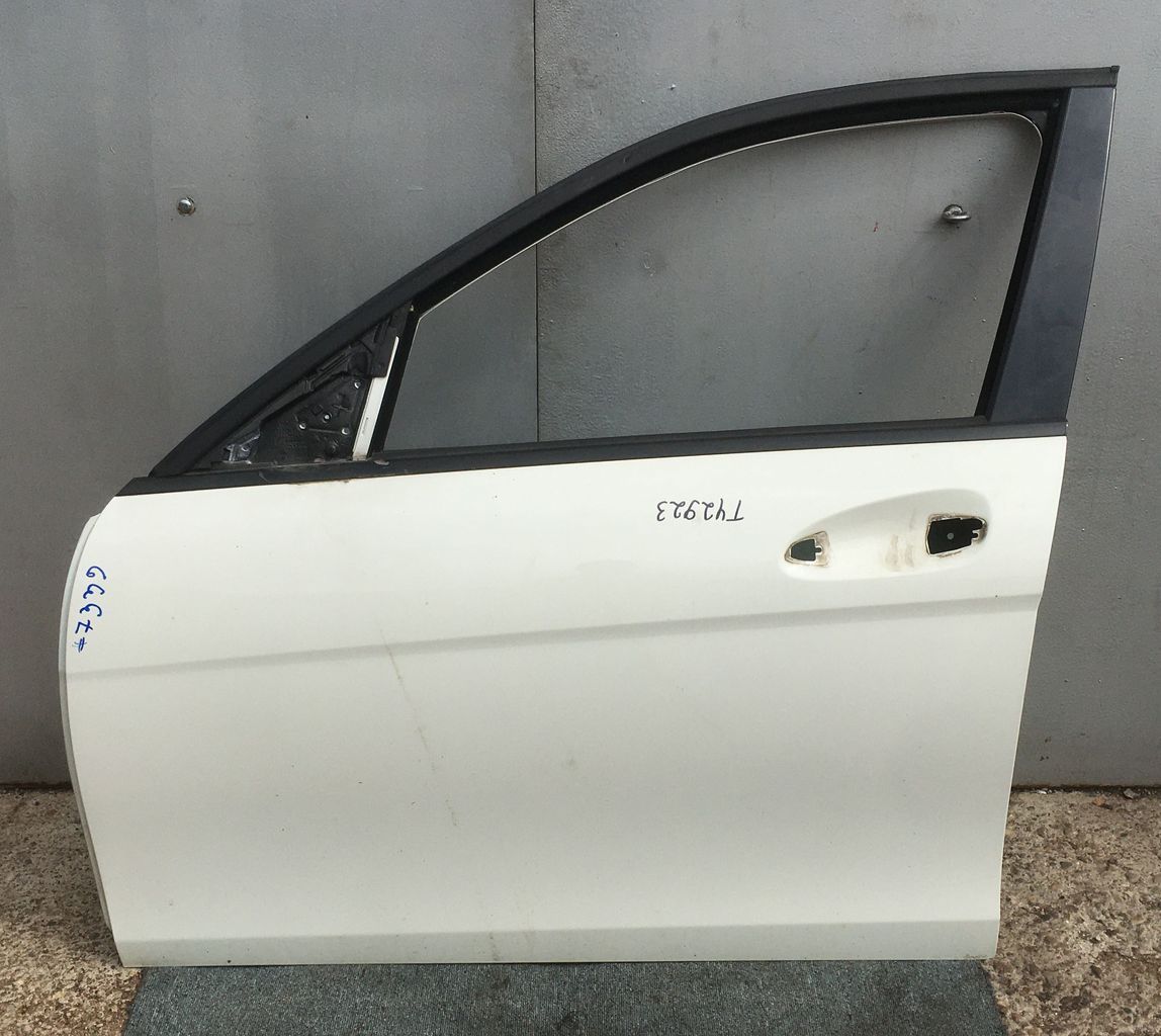 дверь передняя левая Mercedes-Benz C-Класс W204/S204 2010, седан, A2047205900, 2047205900 - фото №1