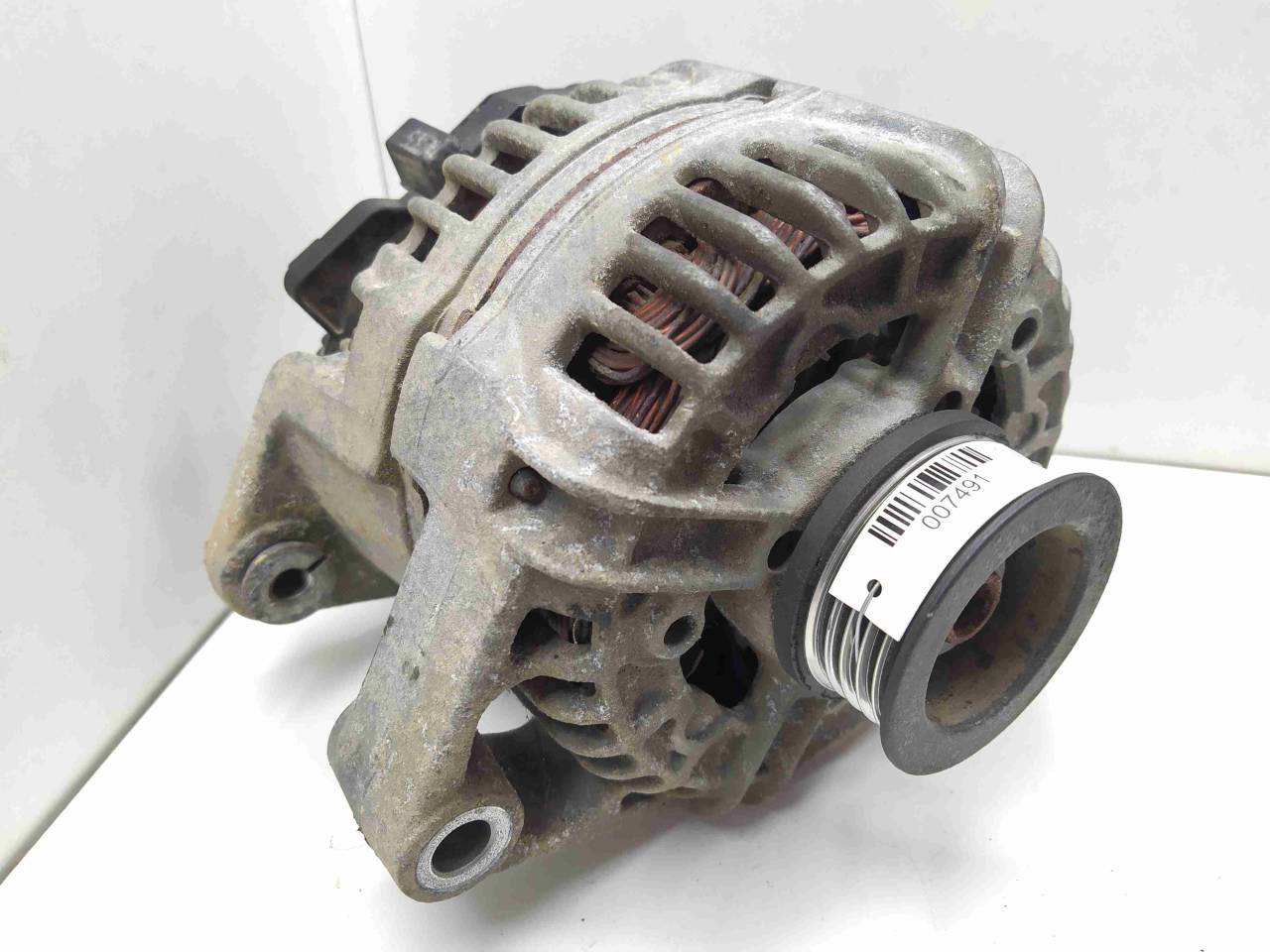 генератор Opel Astra G 2007, 1.4 л., i, бензин, МКПП, передний привод, 0124425021, 0124415023, 0124425024, 0986047280, 55556068, 55556069, 93183435, 93184055 - фото №1