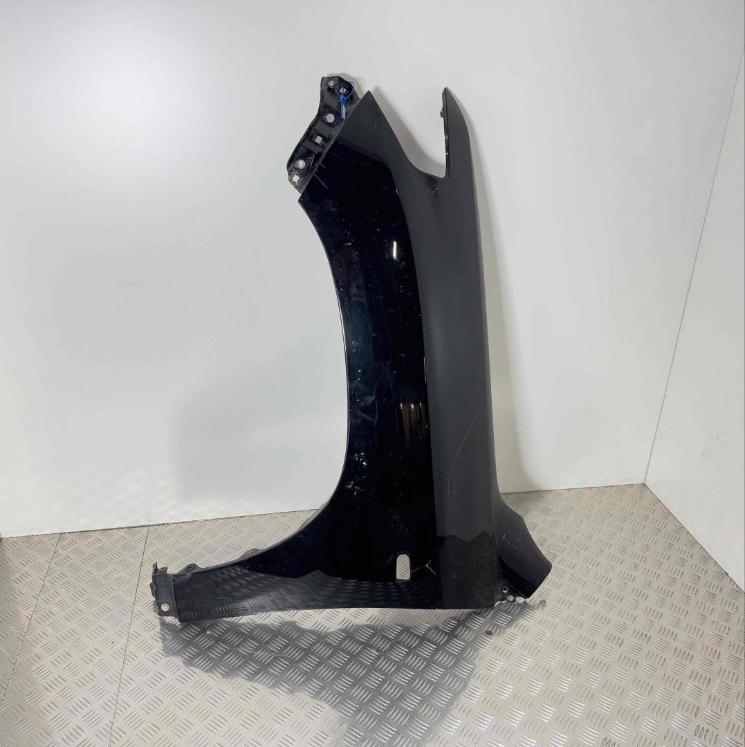 крыло переднее правое Toyota Land Cruiser J200 2008, 4.5 л., дизель, 5380260B50 - фото №1