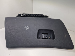 бардачок BMW 5 серия E39 1997, 2.0 л., i, бензин, МКПП, седан, задний привод, 51167143320