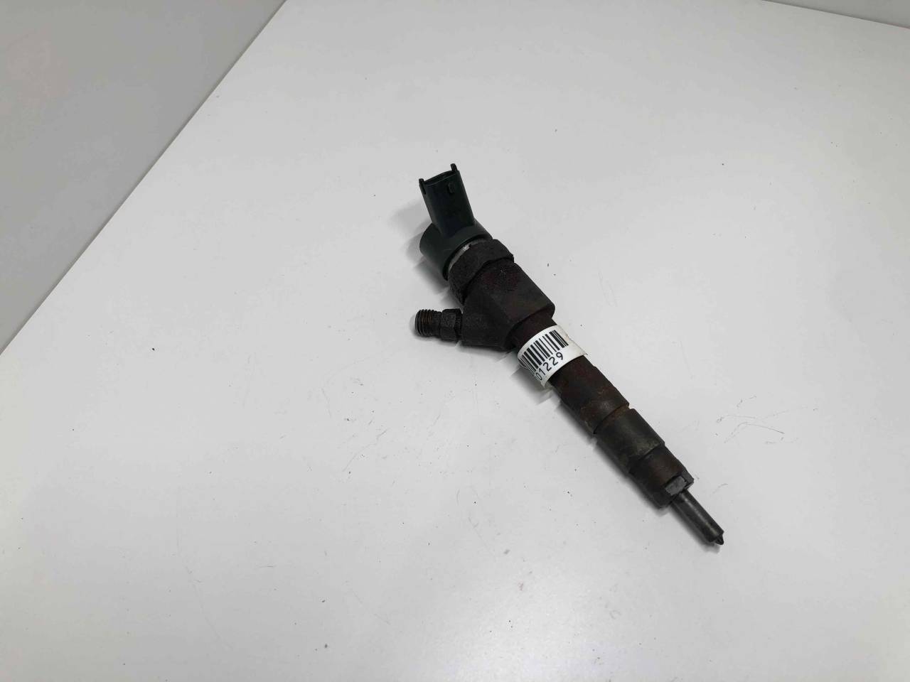 форсунка Renault Trafic 2 поколение 2005, 1.9 л., DCi, дизель, МКПП, передний привод, 0445110146, 8200238528 - фото №1