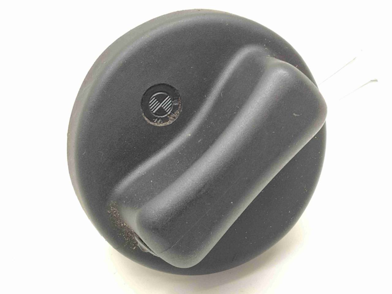 пробка топливного бака BMW 5 серия E39 1999, 2.5 л., i, бензин, МКПП, седан, задний привод, 1183342, 16111183342 - фото №1