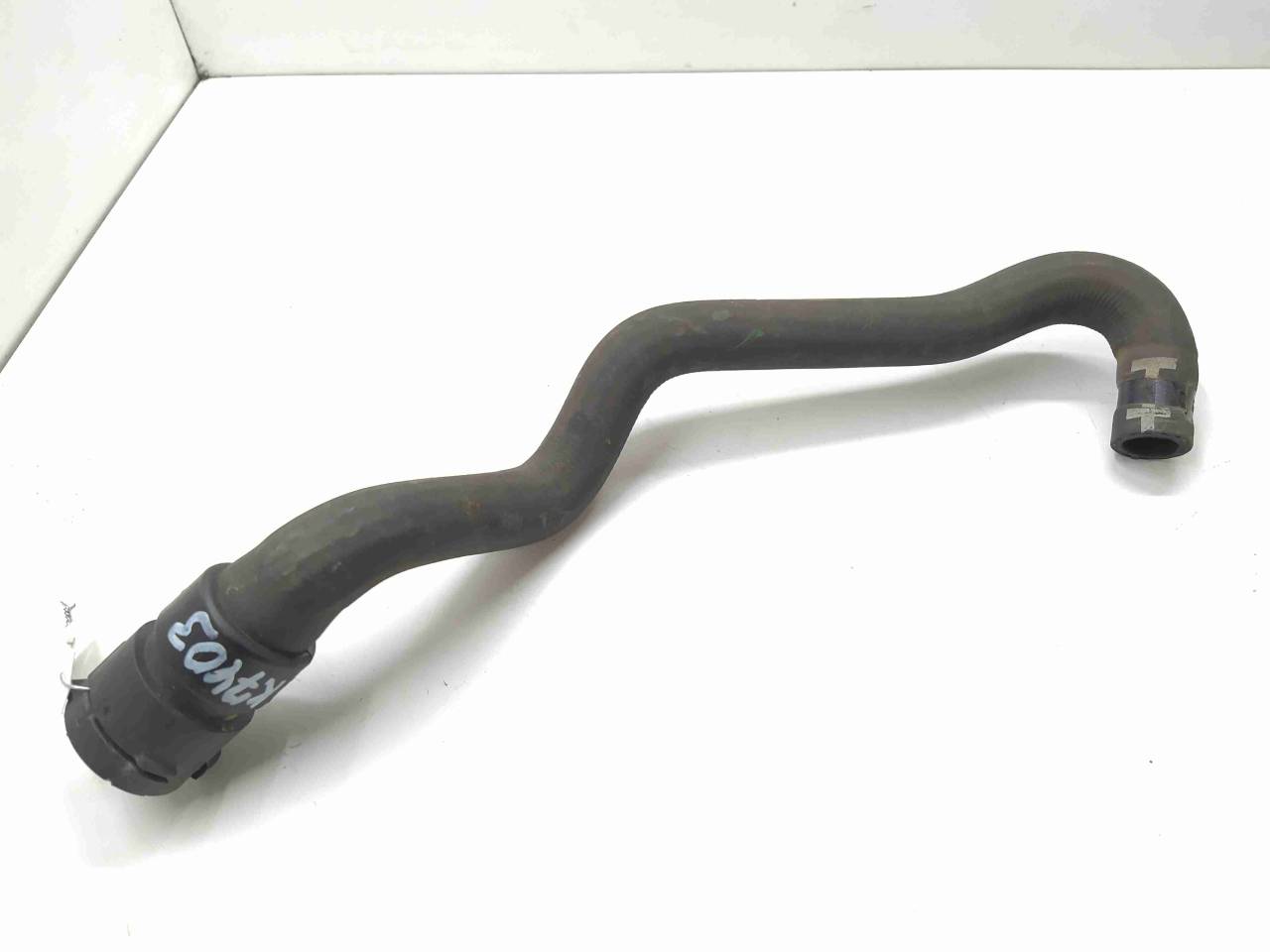 патрубок отопителя (печки) Ford Mondeo 4 поколение 2008, 2.5 л., Ti, бензин, МКПП, передний привод, 6G918B159BB - фото №1