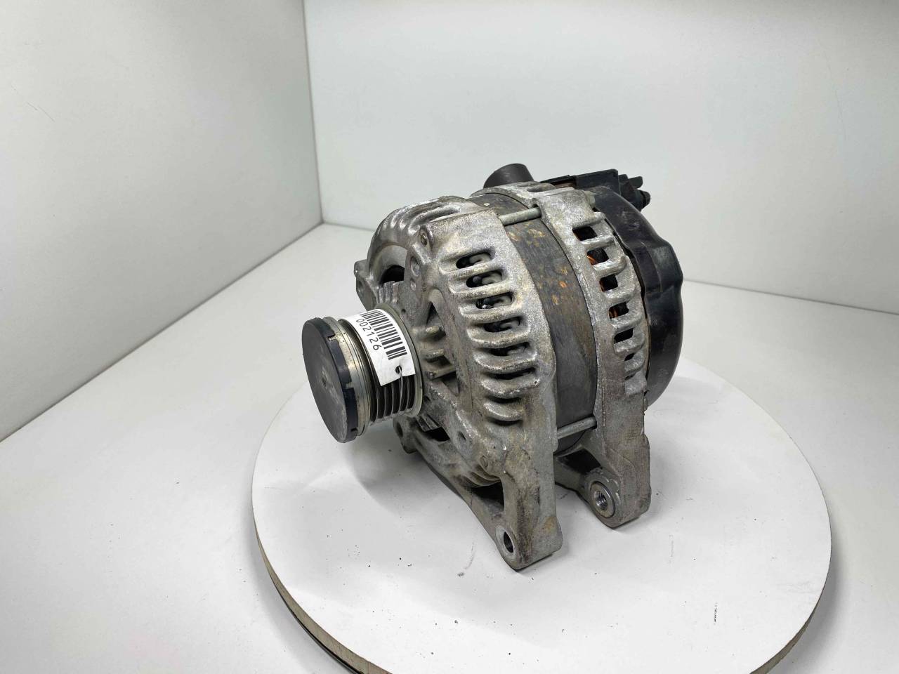 генератор Ford Focus 3 поколение 2015, 1.0 л., Ti, бензин, АКПП, 1042101731, MS1042101731, CV6T10300BC - фото №1