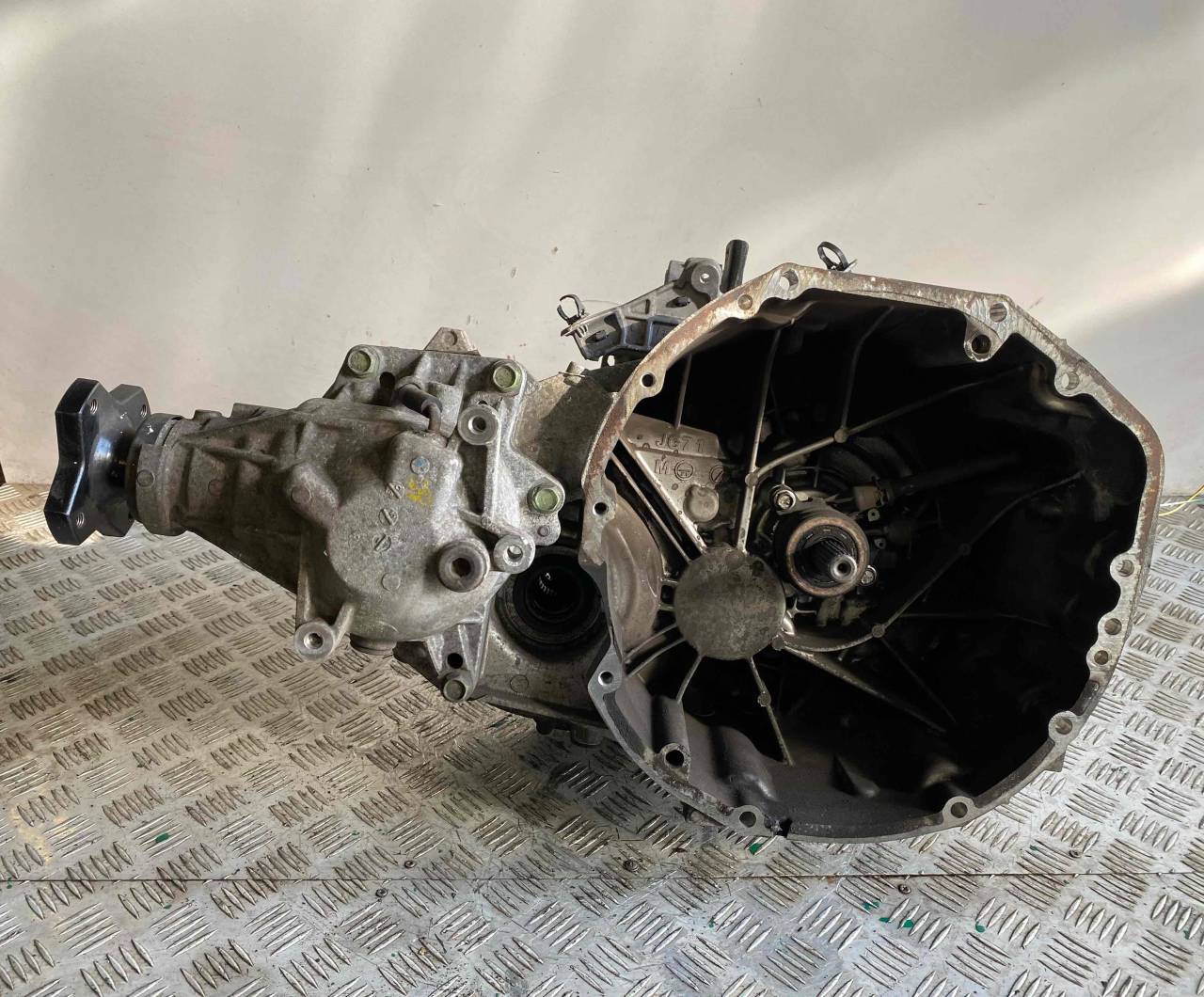 КПП механическая (МКПП) Renault Koleos 1 поколение 2009, 2.0 л., DCi, дизель, МКПП, полный привод, JY75D, JD600 - фото №1