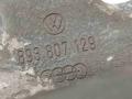 Крепление бампера переднего Audi 80 B3 1987, 1.8 л., бензин, МКПП, седан, передний привод, 893807129 - фото №4