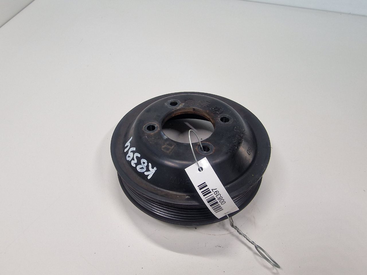 шкив помпы BMW 5 серия E60/E61 2003, 3.0 л., i, бензин, АКПП, задний привод, 11511436590, 1436590 - фото №1