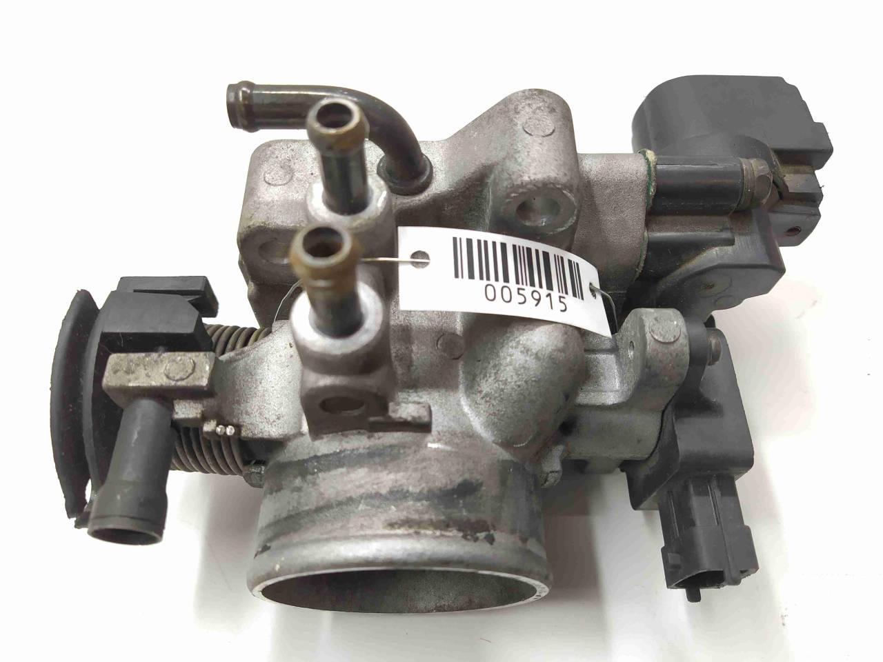 заслонка дроссельная Kia Cerato 1 поколение 2005, 1.6 л., бензин, 3510026800, 9541930505, 3517022600, 9600930002 - фото №1