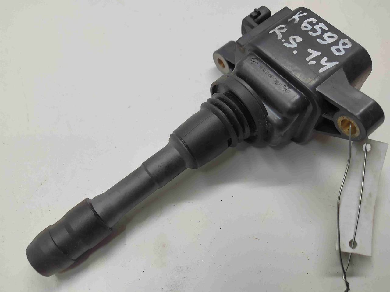 катушка зажигания Renault Grand Scenic 3 поколение 2010, 1.4 л., Ti, бензин, МКПП, передний привод, H8200959964, 224337085R - фото №1