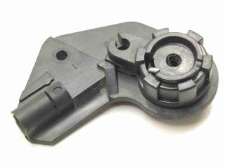 захватный крюк капота BMW 5 серия E39 1999, 2.5 л., i, бензин, МКПП, седан, задний привод, 51238226621, 8226621