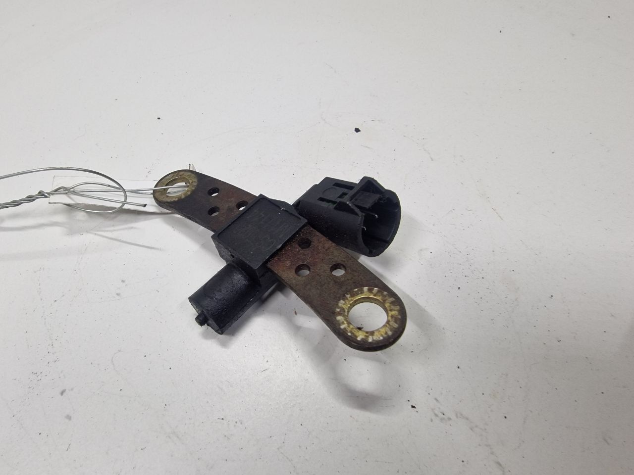 датчик коленвала Renault Grand Scenic 2 поколение 2006, 1.6 л., i, бензин, МКПП, передний привод, M11144 - фото №1