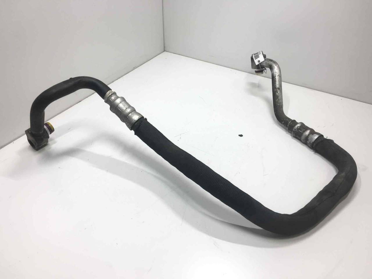 трубка кондиционера Audi A6 4F/C6 2006, 3.0 л., TD, дизель, АКПП, полный привод, 4F0260701M - фото №1