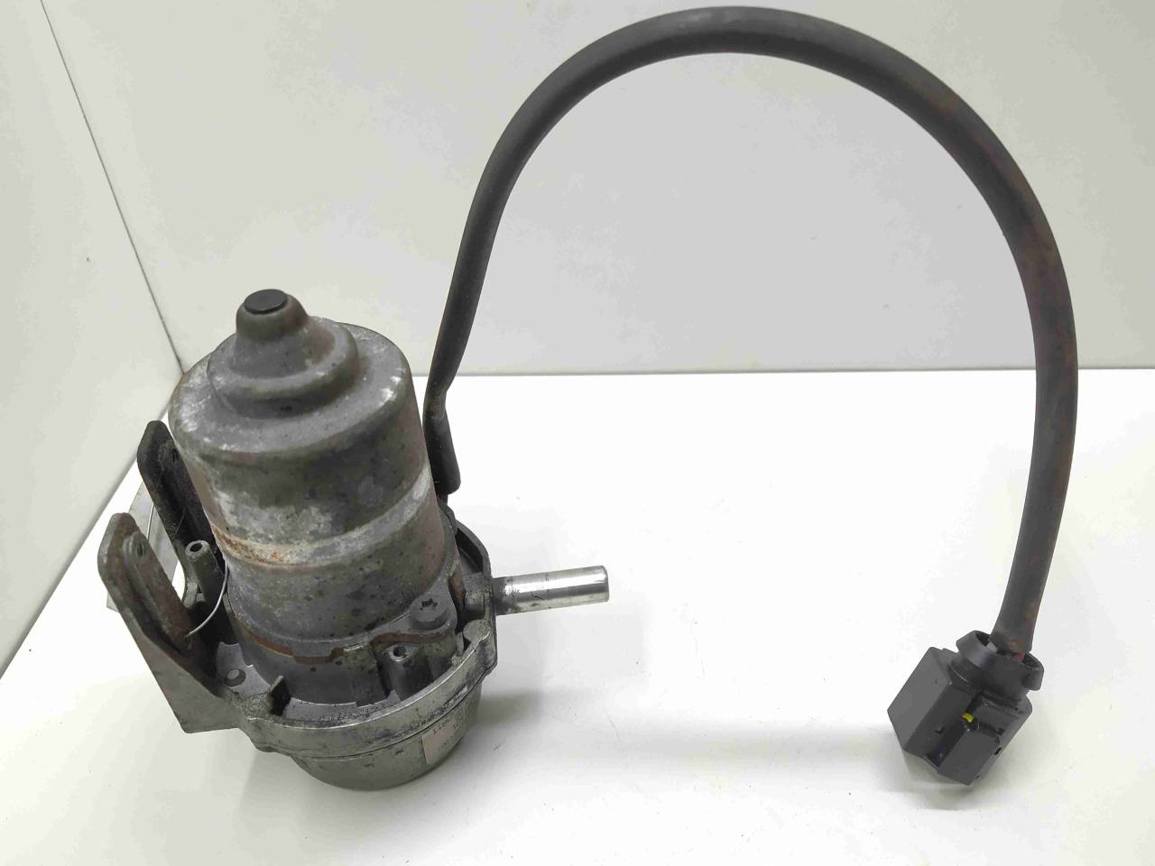 насос вакуумный Mercedes-Benz M-Класс W163 2001, 2.7 л., TD, дизель, АКПП, полный привод, A0004351401 - фото №1