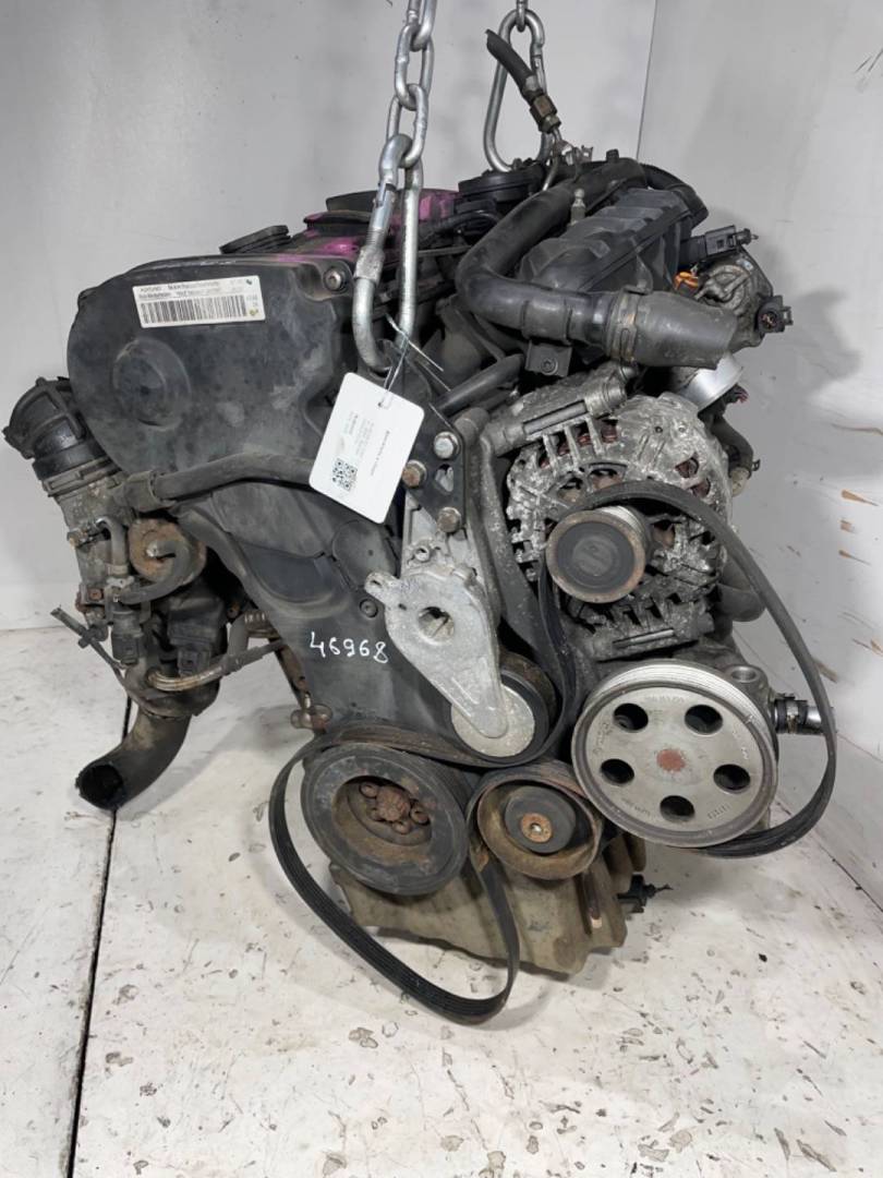 двигатель Audi A4 B7 2007, 2.0 л., бензин, BGB, BWE - фото №1