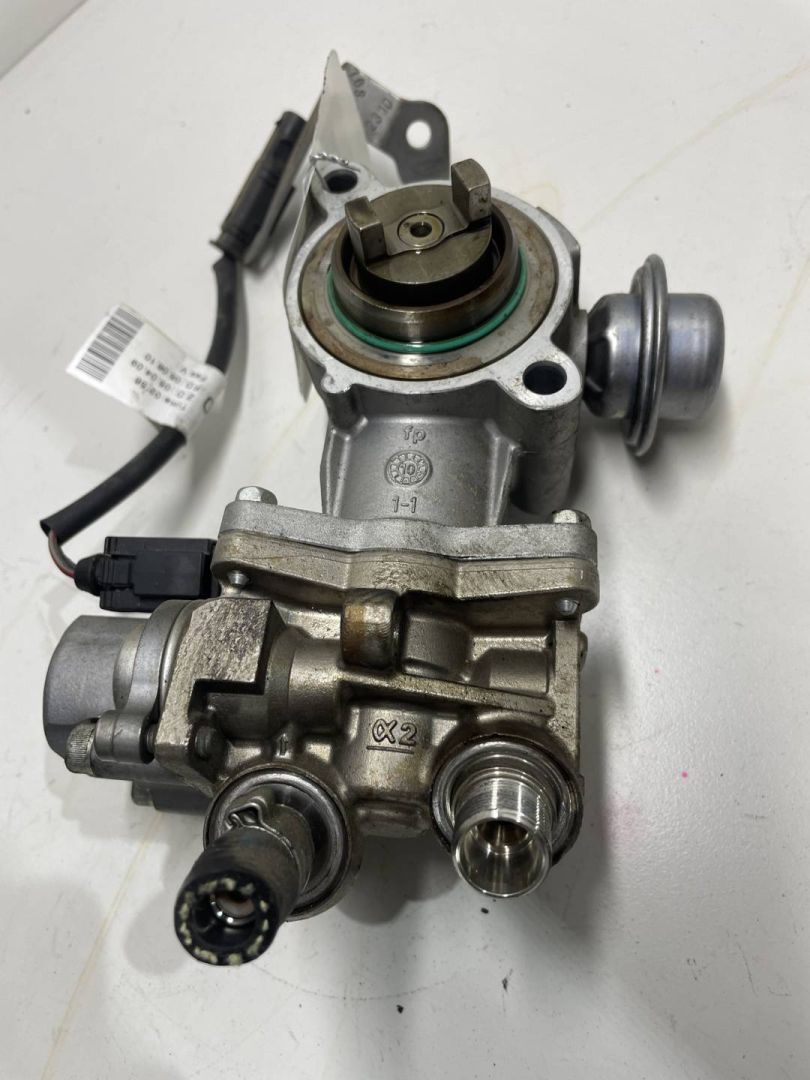 ТНВД Mercedes-Benz E-Класс W212/S212/C207/A207 2010, 1.8 л., бензин, A271860, A2710702201, 1018000243100, A271820 - фото №1