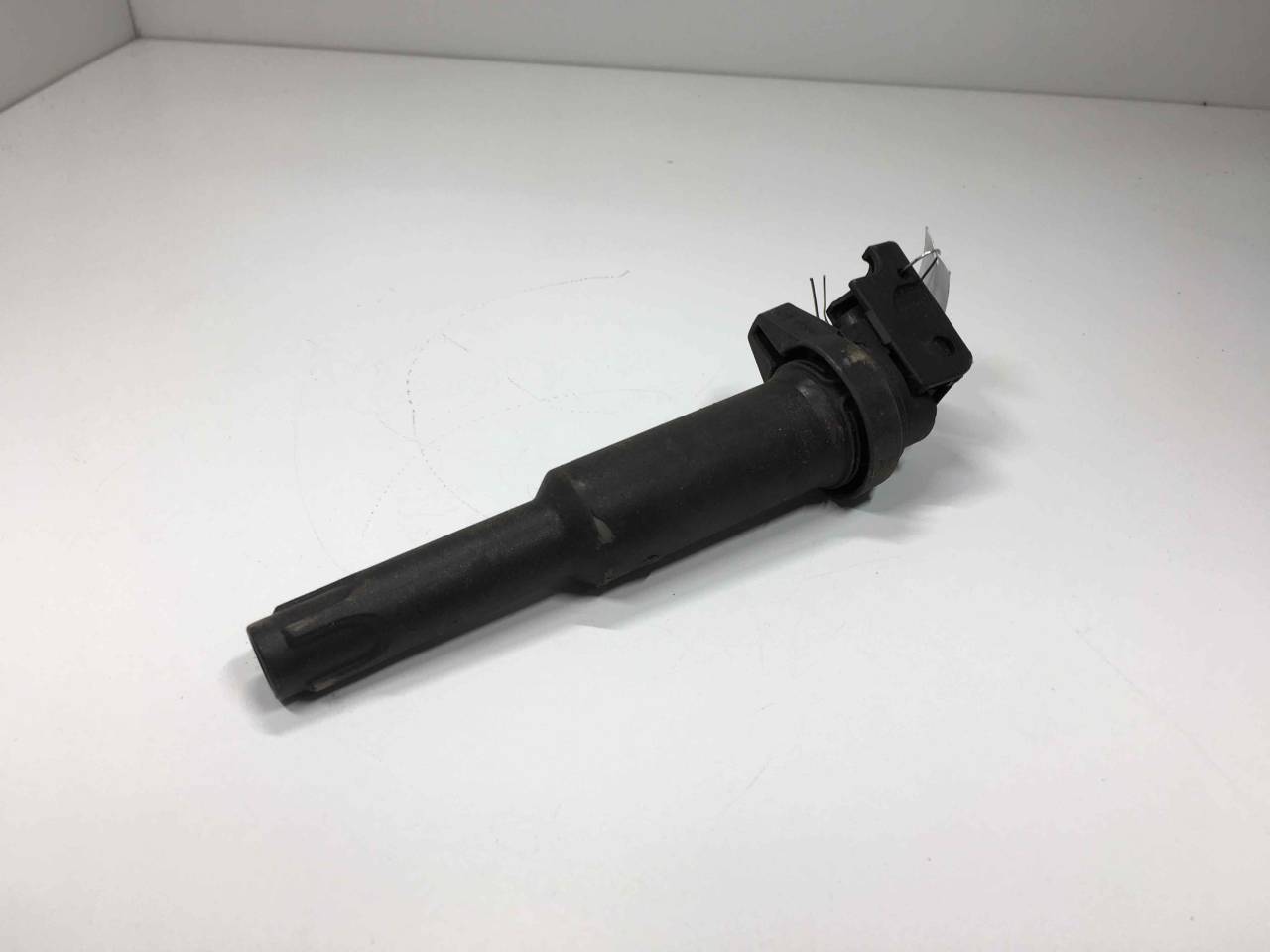 катушка зажигания BMW 3 серия E90/E91/E92/E93 2007, 2.0 л., i, бензин, 7551049, 0221504467 - фото №1
