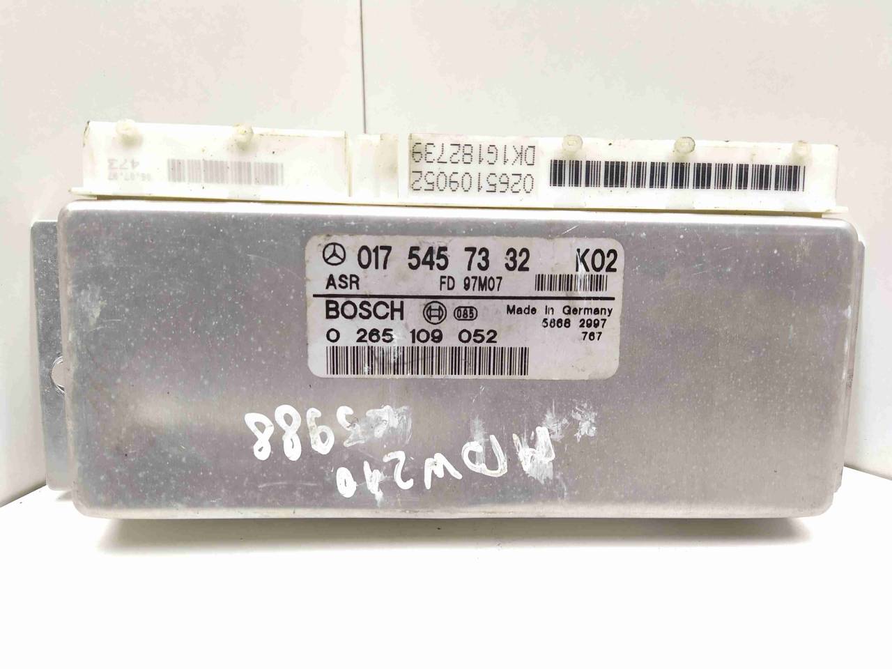 Блок управления ABS/ESP Mercedes-Benz E-Класс W210/S210 1997, 2.3 л., i, бензин, АКПП, задний привод, 0175457332, 0265109052 - фото №1