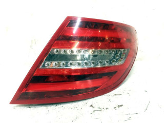 панель заднего правого фонаря Mercedes-Benz C-Класс W204/S204/C204 [рестайлинг] 2011, седан, A2048202577, 2048202577, A2048205864, 2048205864