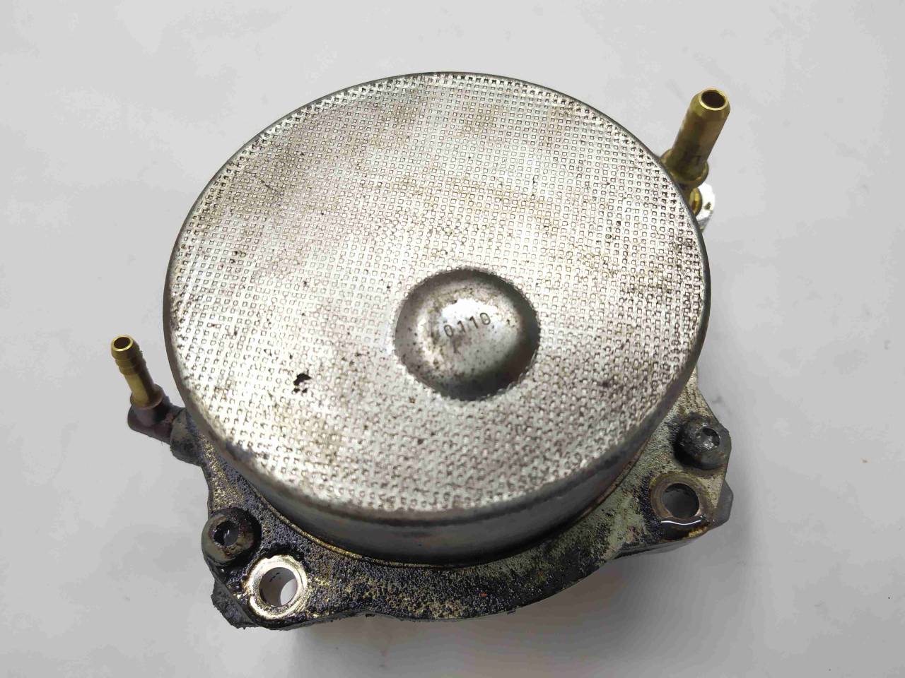 насос вакуумный Opel Insignia 1 поколение (A) 2010, 2.0 л., TD, дизель, МКПП, передний привод, 55205446 - фото №1