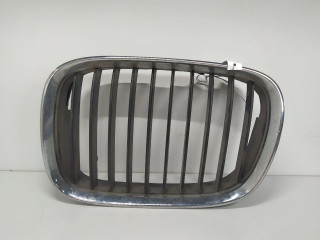 решетка радиатора BMW 5 серия E39 1999, 2.5 л., бензин, -