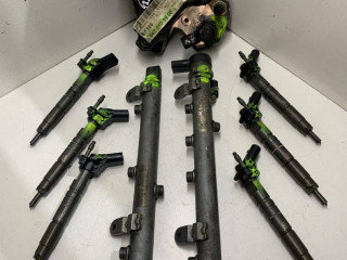 форсунка Mercedes-Benz GL-Класс X166 2013, 3.0 л., дизель, A6420701187, A6420701201, 0928400762, A6420703095, A0061537828, A6420703395, A6420700146, 6420701187, 6420701201, 6420700146, 6420703095, 6420703395