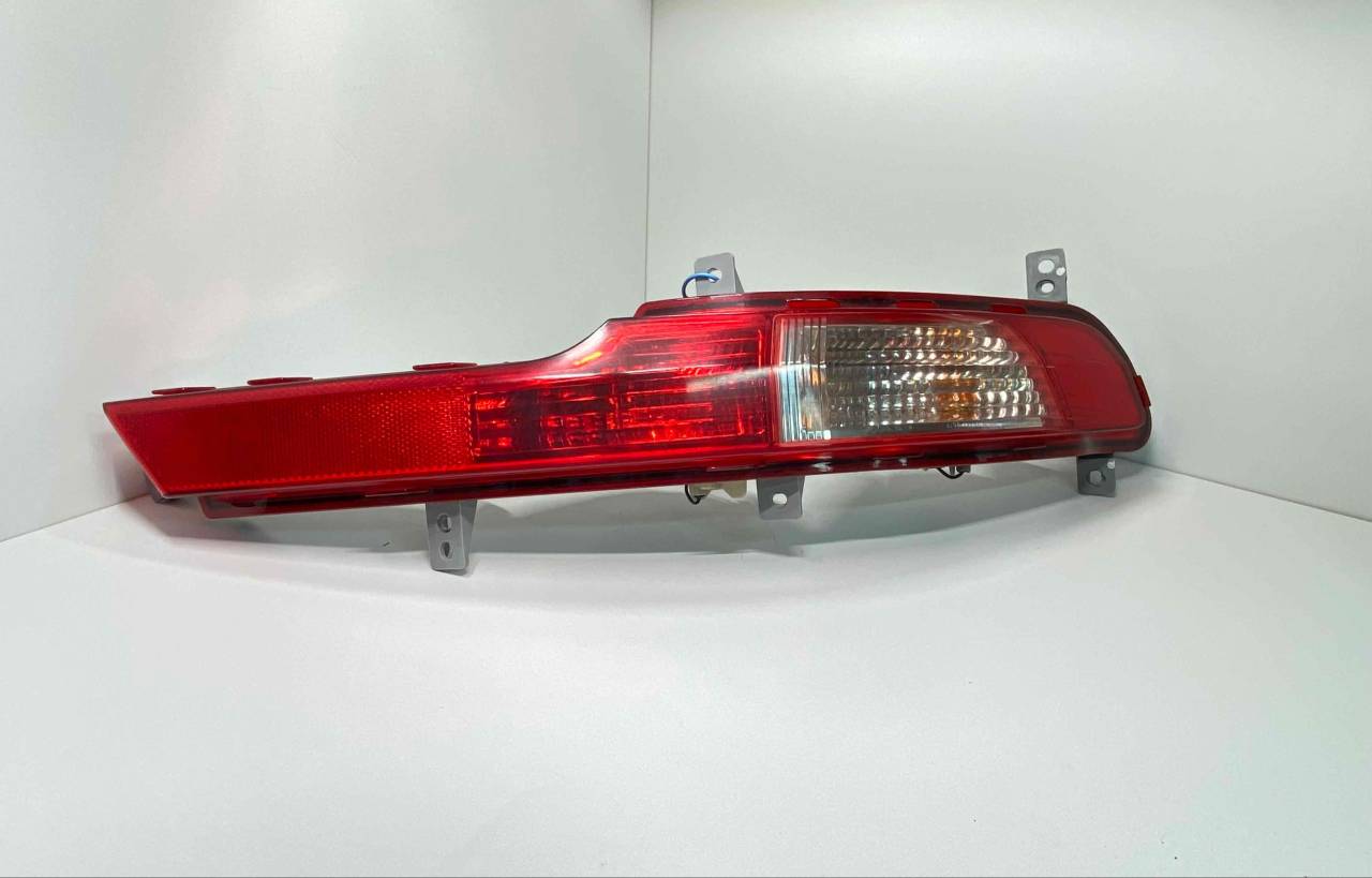 габаритный фонарь Kia Sportage 3 поколение 2012, 924063U3 - фото №1