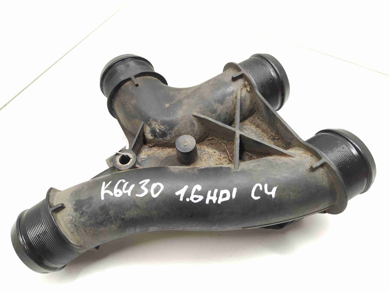 патрубок интеркулера Citroen C4 1 поколение 2012, 1.6 л., HDi, дизель, МКПП, передний привод, 9678406580 - фото №1