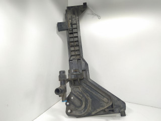 кронштейн радиатора BMW 5 серия E39 1998, 2.5 л., бензин, универсал, 1436250