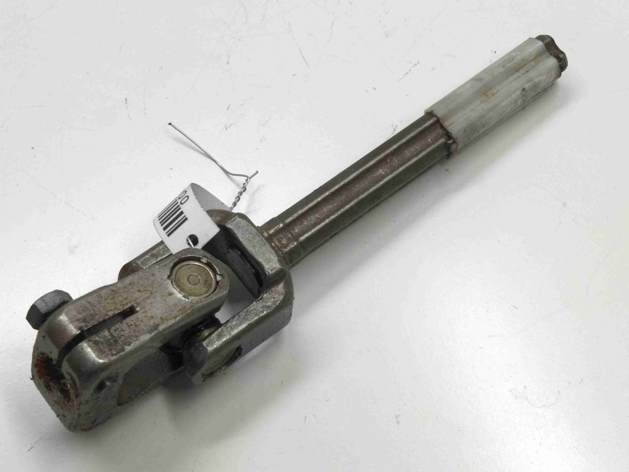 рулевой карданчик Volkswagen Polo 4 поколение 2003, передний привод, - - фото №1