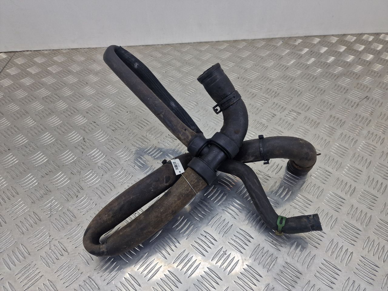 патрубок радиатора Renault Scenic 3 поколение 2011, 1.5 л., DCi, дизель, МКПП, передний привод, 20598 - фото №1