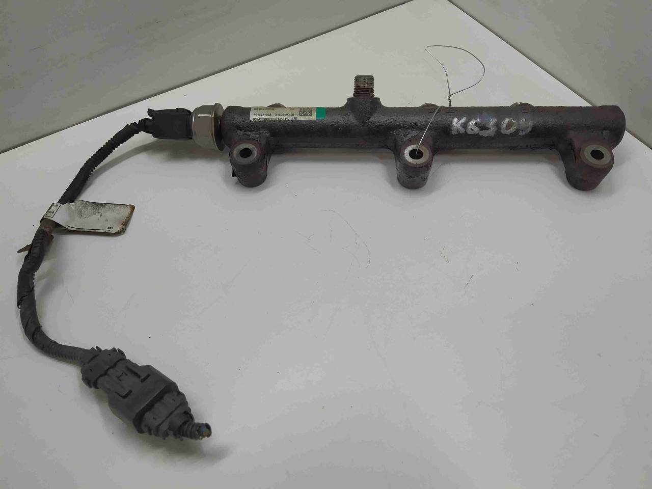 топливная рампа Kia Carnival VQ 2007, 2.9 л., CRDi, дизель, МКПП, передний привод, R9144Z100A, 0621856117, 93077512A, 315004X400 - фото №1