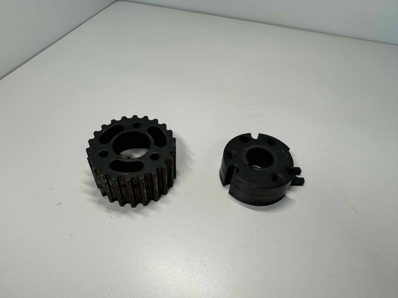 звездочка ТНВД Audi A4 B7 2008, 2.0 л., TD, дизель, МКПП, передний привод, 03L130111D, 03L130238 - фото №1