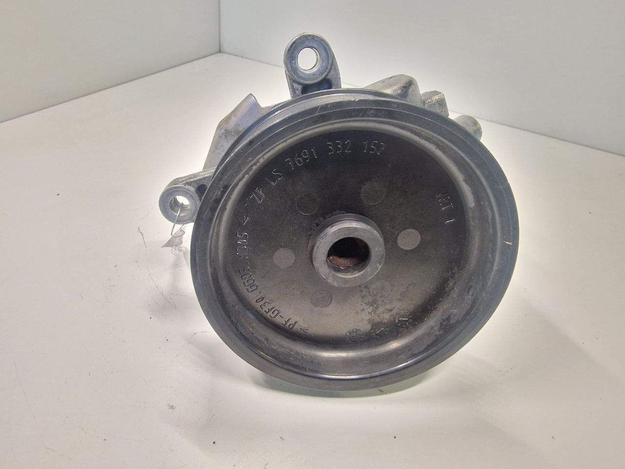 насос гидроусилителя руля Mercedes-Benz M-Класс W164 2005, 3.0 л., CDi, дизель, АКПП, внедорожник 5 дв., полный привод, - - фото №1