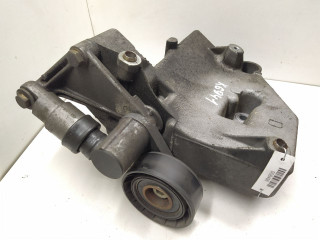 кронштейн компрессора кондиционера BMW 5 серия E39 1997, 2.5 л., i, бензин, МКПП, седан, задний привод, 64551740725, 1740725