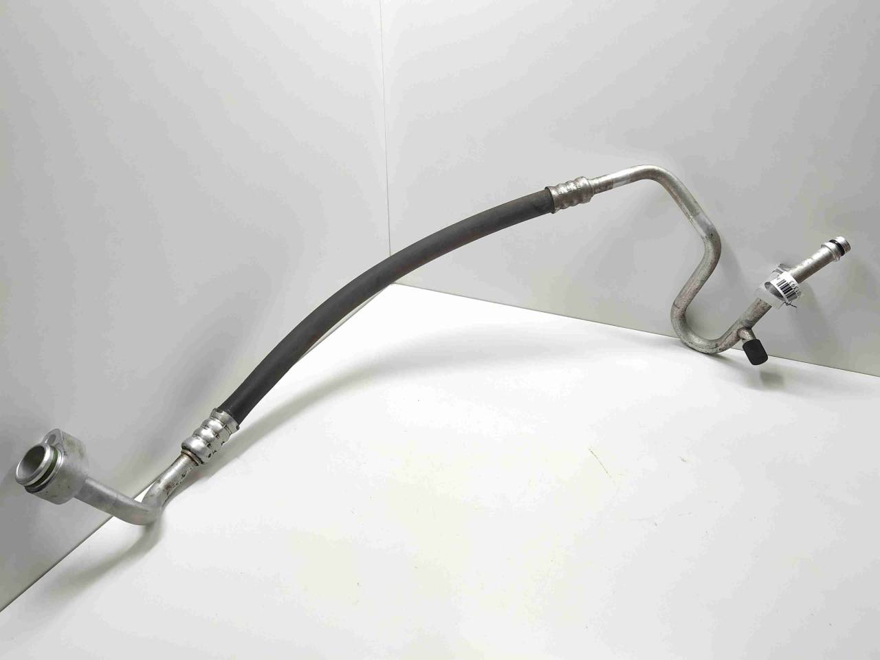 трубка кондиционера Mercedes-Benz M-Класс W163 2001, 2.7 л., TD, дизель, АКПП, полный привод, A1635001472 - фото №1