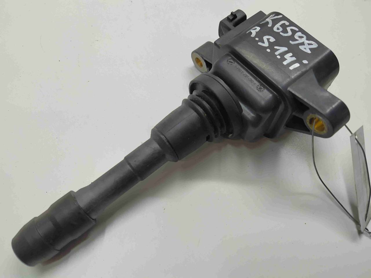 катушка зажигания Renault Grand Scenic 3 поколение 2010, 1.4 л., Ti, бензин, МКПП, передний привод, H8200959964, 224337085R - фото №1