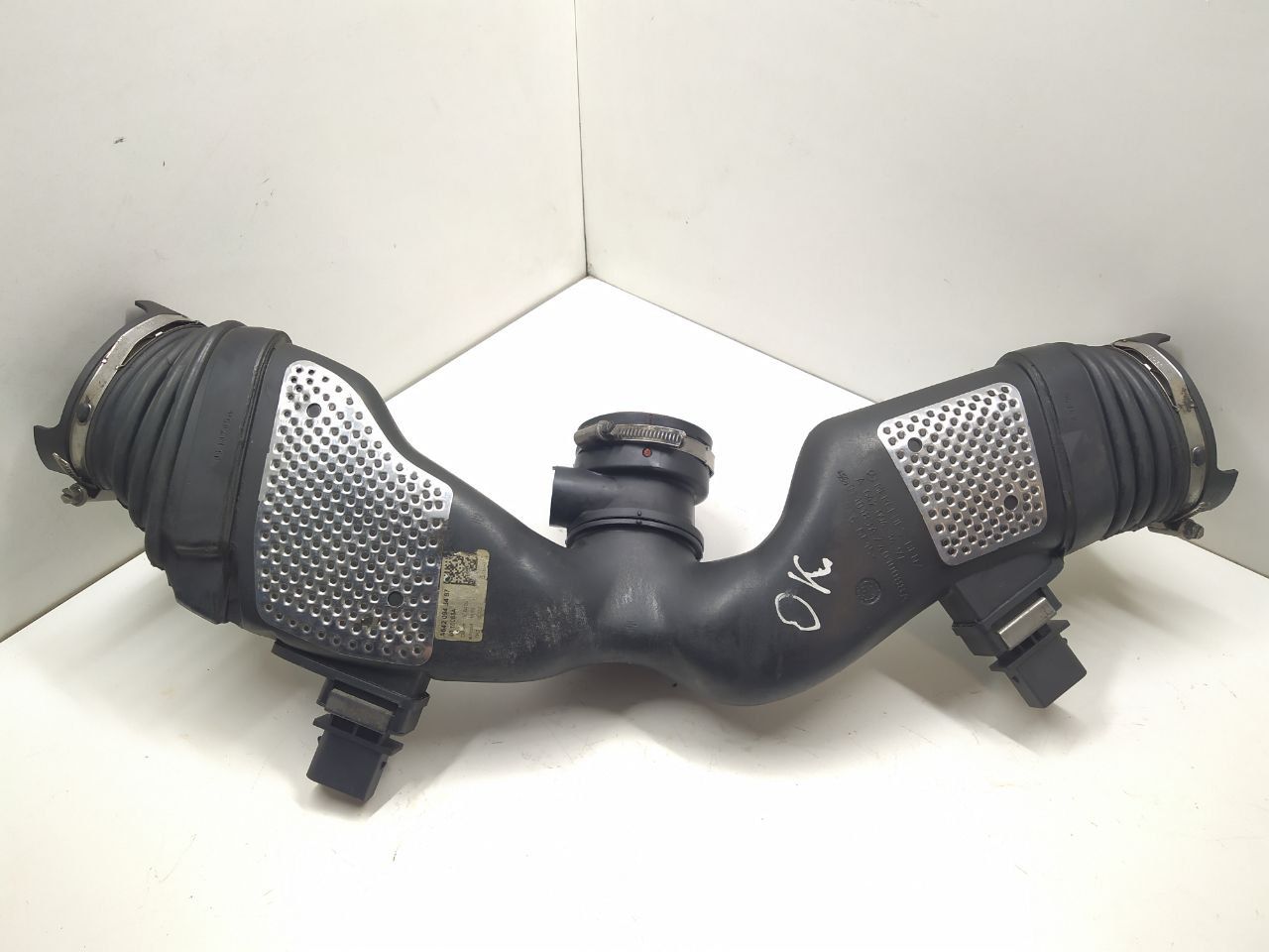 расходомер воздуха Mercedes-Benz M-Класс W164 2005, 3.0 л., CDi, дизель, АКПП, внедорожник 5 дв., полный привод, A6420943497, 6420943497 - фото №1