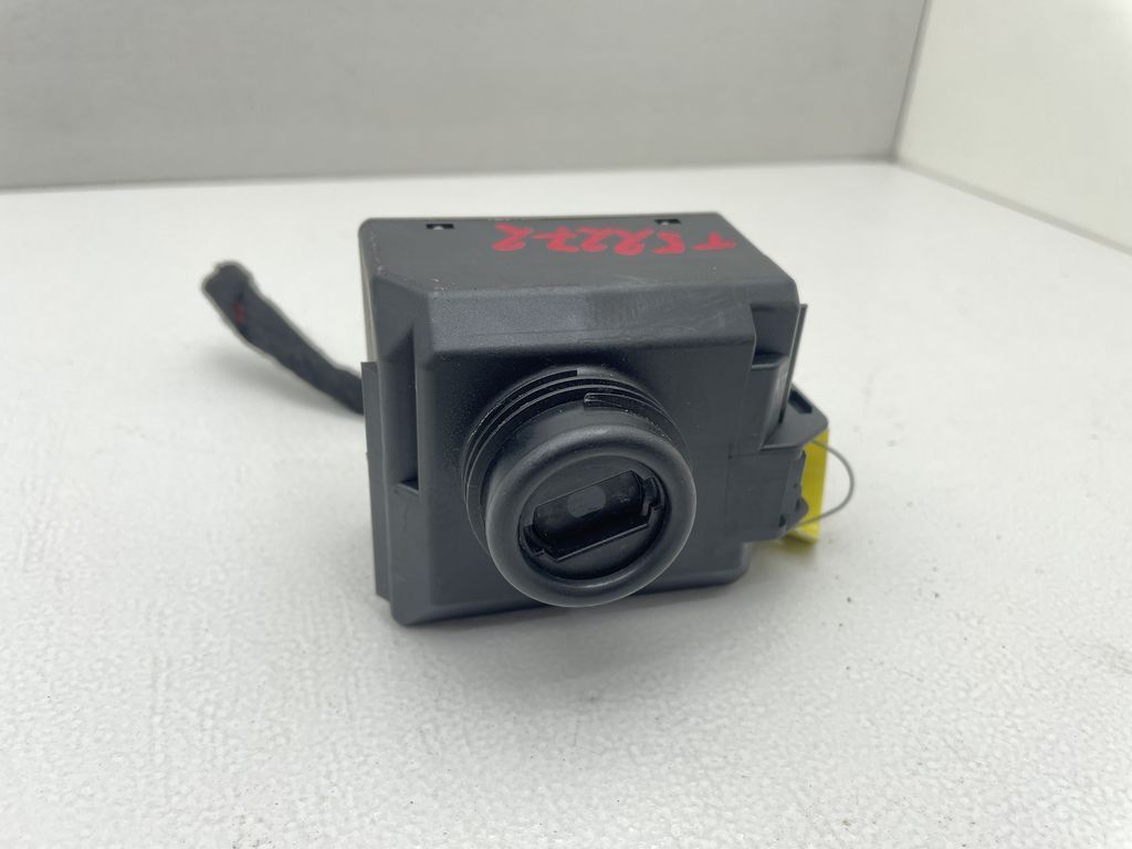 замок зажигания Mercedes-Benz E-Класс W212/S212/C207/A207 2011, A2129055400, 2129055400, A2129056901, 2129056901 - фото №1