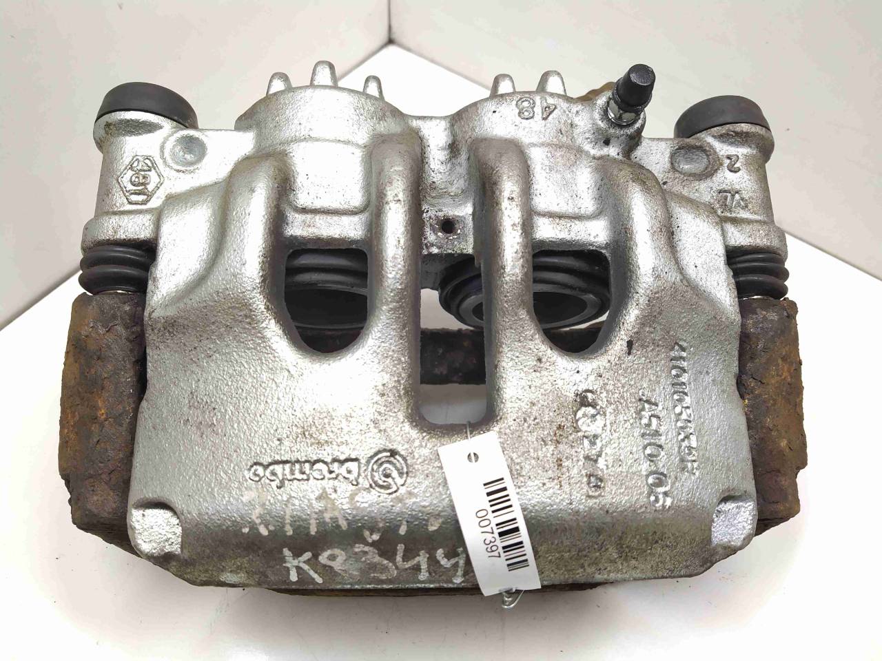 суппорт передний левый Renault Master 3 поколение 2013, 2.3 л., DCi, дизель, МКПП, передний привод, 410105039R - фото №1