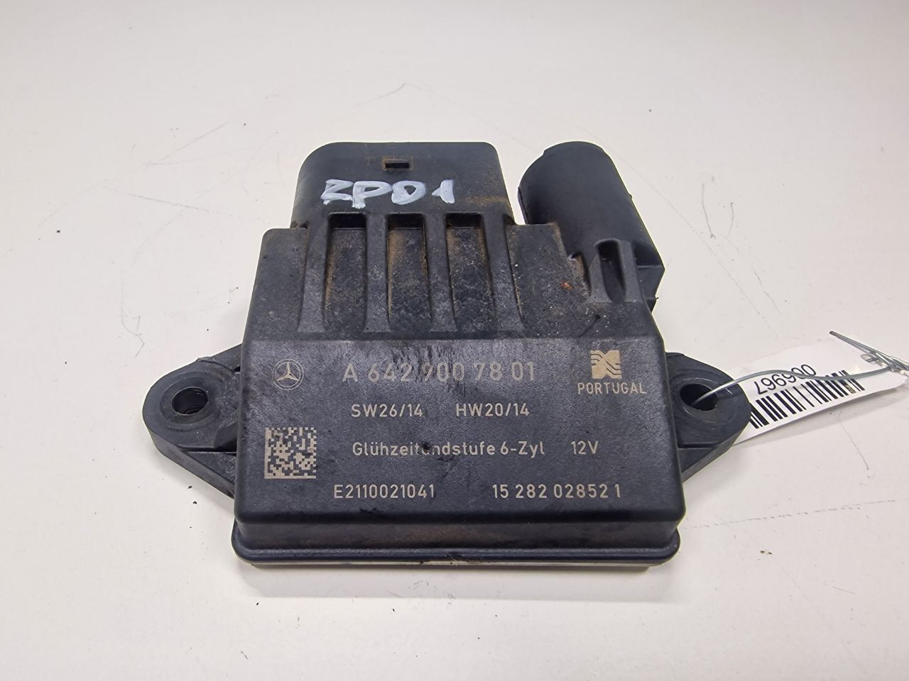 реле накала свечей Mercedes-Benz M-Класс W164 2005, 3.0 л., CDi, дизель, АКПП, внедорожник 5 дв., полный привод, E2110021041, A6429007801 - фото №1